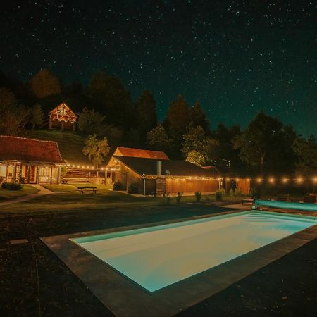 Heaven Treehouse - Adult Only Resort, Self Check In Pesteana Exterior photo
