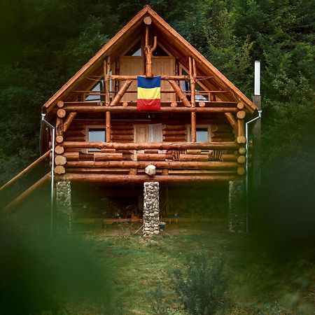 Heaven Treehouse - Adult Only Resort, Self Check In Pesteana Exterior photo