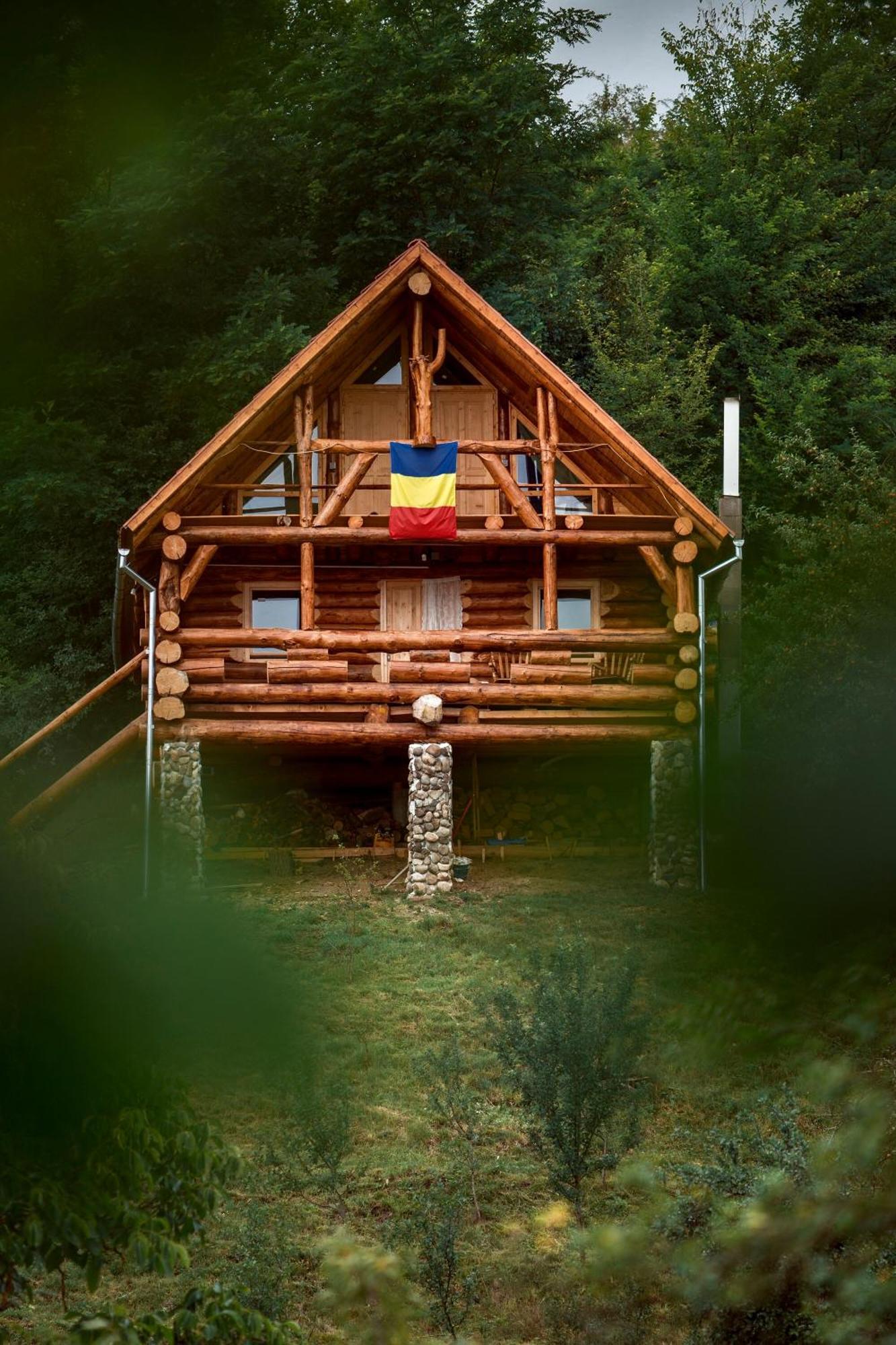 Heaven Treehouse - Adult Only Resort, Self Check In Pesteana Exterior photo